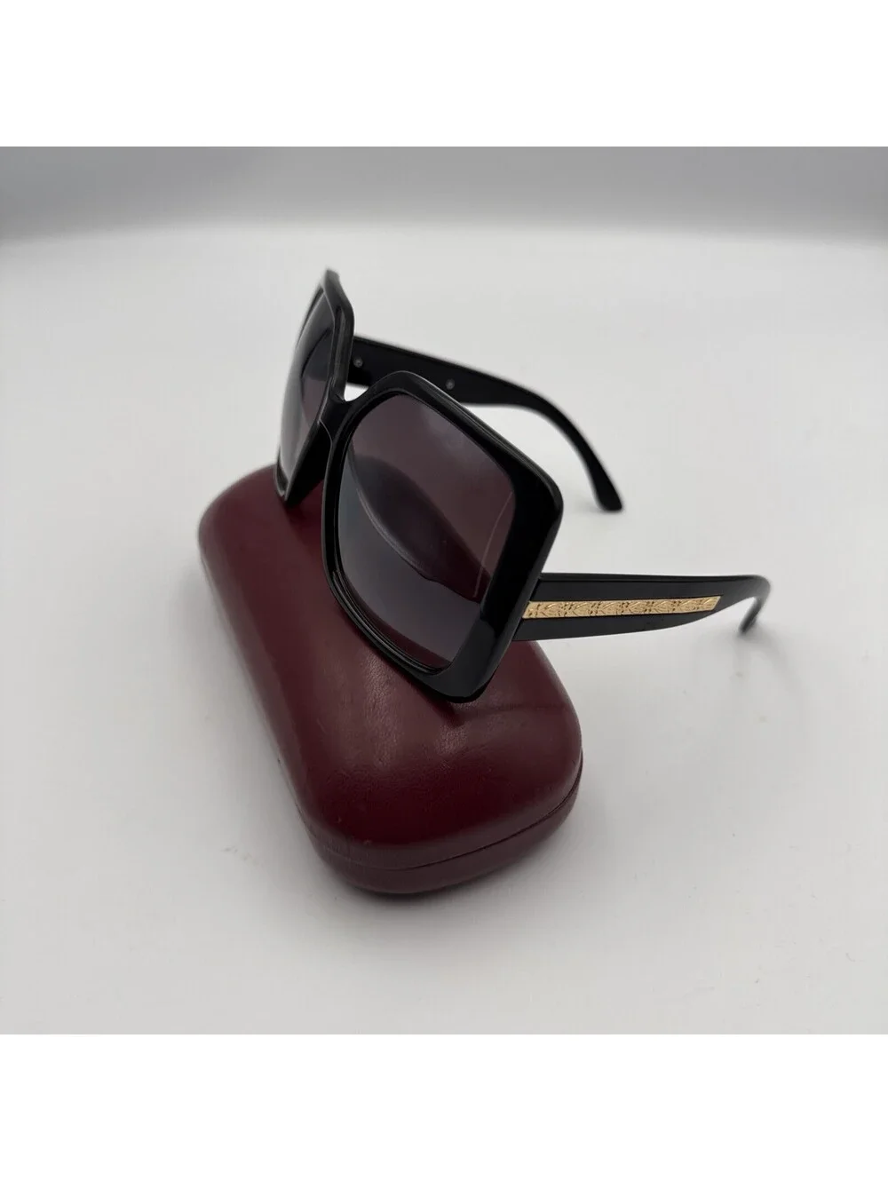 Camrose & Kross Jackie Kennedy Style Oversized Sunglasses w/ Case & Certificate